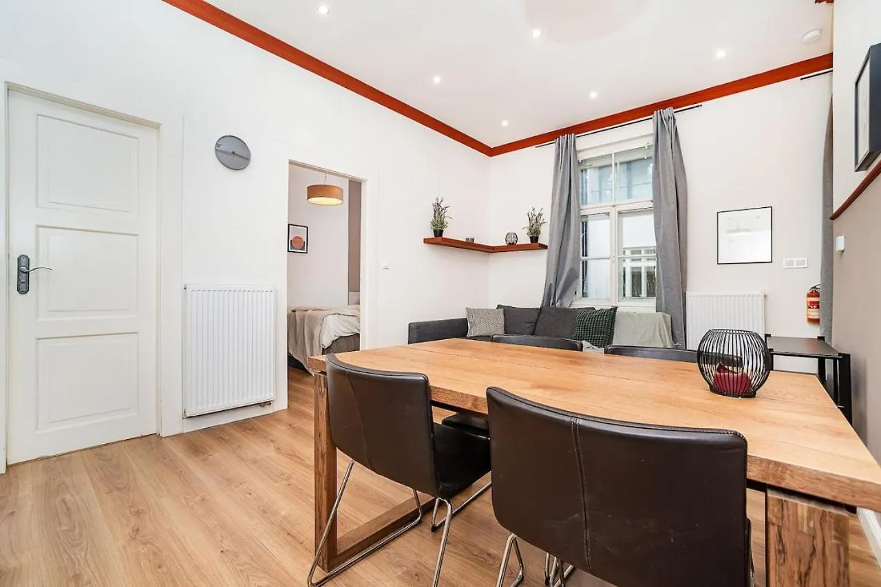 Apartmán Charming, Modern, 1-Bed Flat By Museum Of Praha