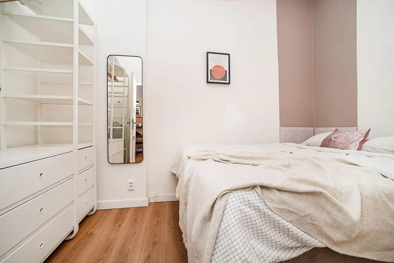 Charming, Modern, 1-Bed Flat By Museum Of Prague 아파트